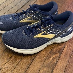 Brooks CTS 19 men’s navy size 10.5